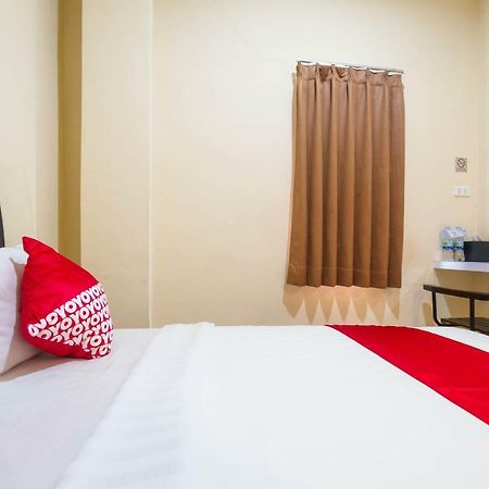 Sentosa Guest House Pontianak Exterior foto